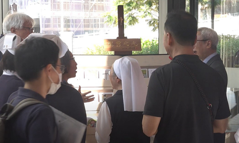 藝術家聯手創作「心意聖言卡」進駐聖保祿醫院 