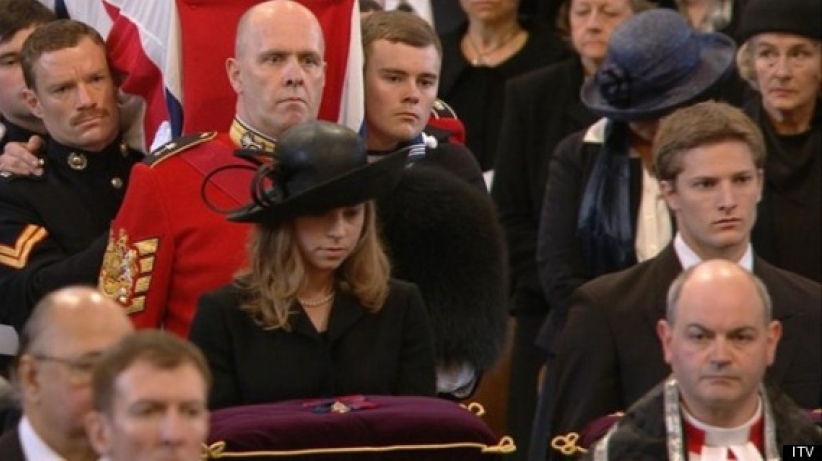 戴卓爾夫人葬禮孫女誦《聖經》 成媒體焦點