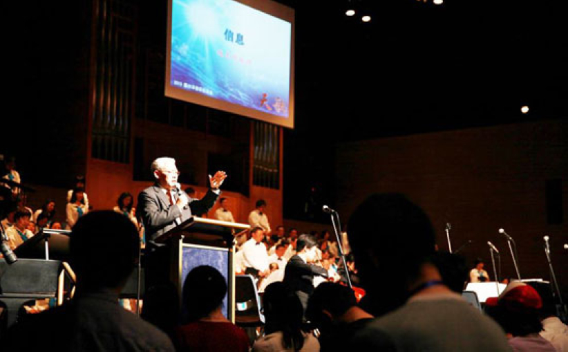 遠志明墨爾本「天歌2013」音樂佈道會餘音繞樑