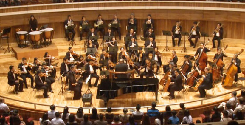 唐崇榮手術後蹣跚登台指揮交響樂