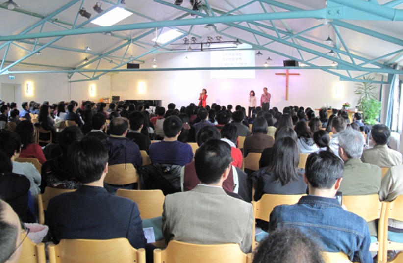 泥土音樂歐洲六國巡迴佈道 見證教會興衰