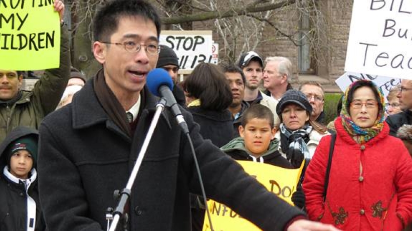 加拿大安省千人抗議Bill-13法案違傳統家庭價值