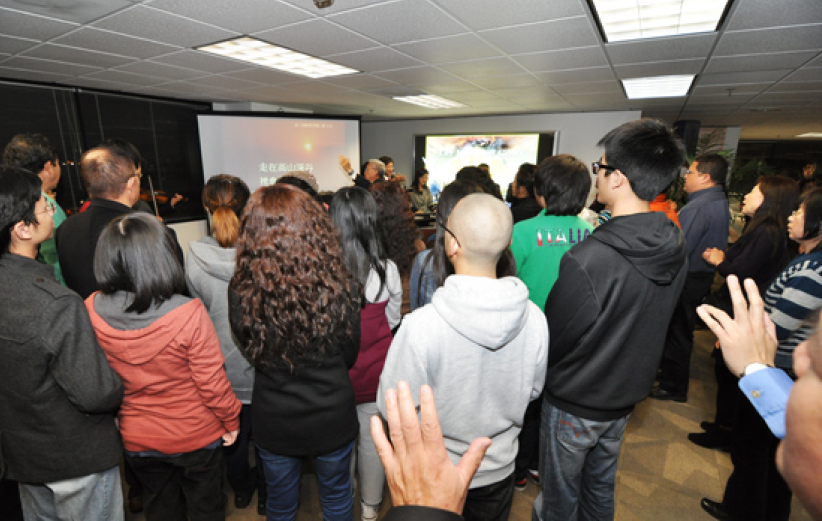 遠志明牧師暢談信主心路歷程反響熱烈