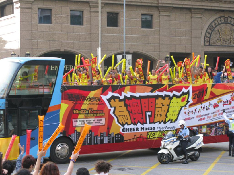 澳門首屆基督教花車巡遊散發正能量