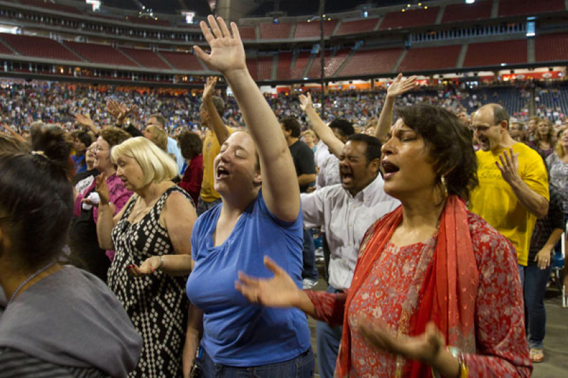 美國德州萬人聚集禱告 為國家守望 