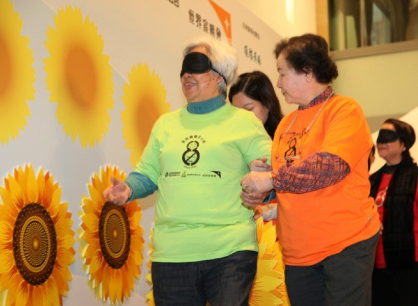 「耆英饑饉8小時」正式啟動 「老友記」籲助內地殘障童