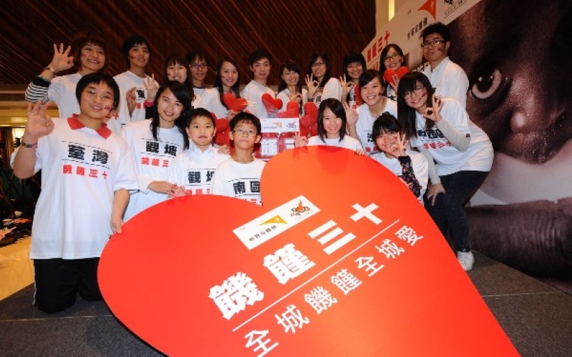 80後醫科生及90後中學生齊齊響應「饑饉三十」