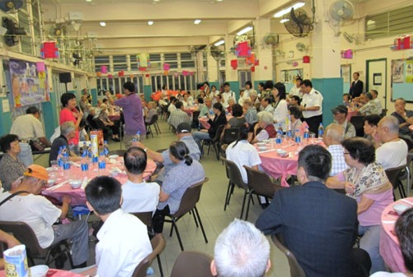 百位救世軍長者及扶輪社人士共渡迎月夜