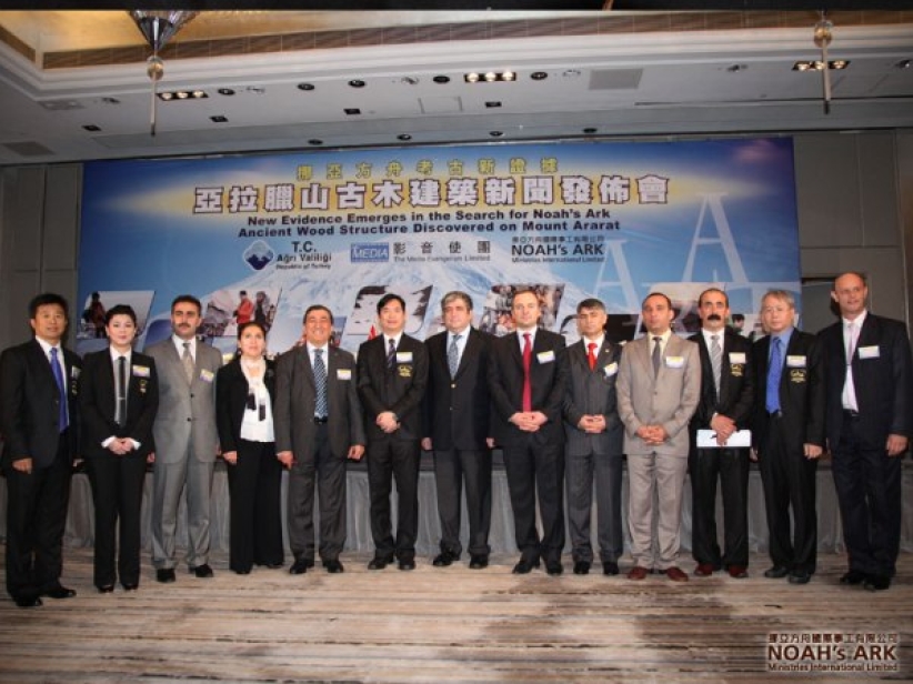 華人科學家挺身質疑「方舟」 影音反駁爭議再起