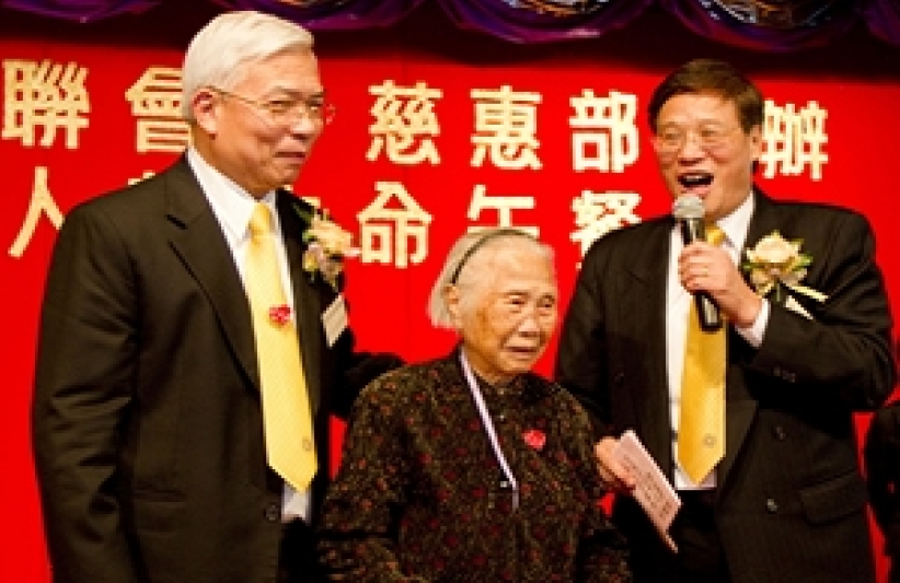 華聯會開筵席與長者過新年 大律師譚惠珠見證倍感人