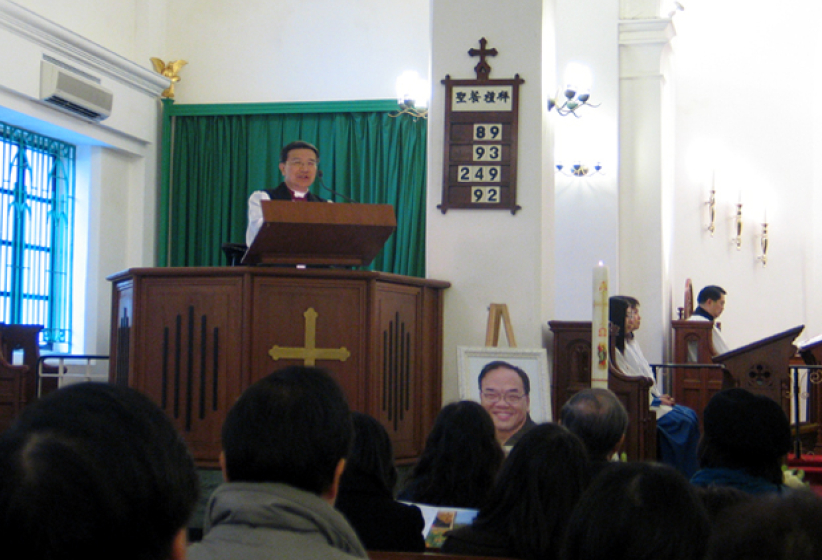 畢生貢獻基層 潘仁智安息禮二百多人出席