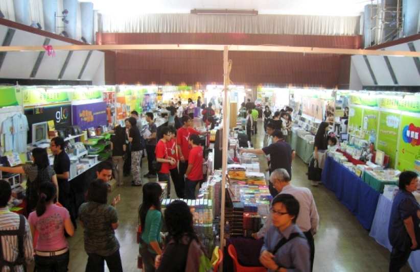 基督教書展開幕 逾50商家參展