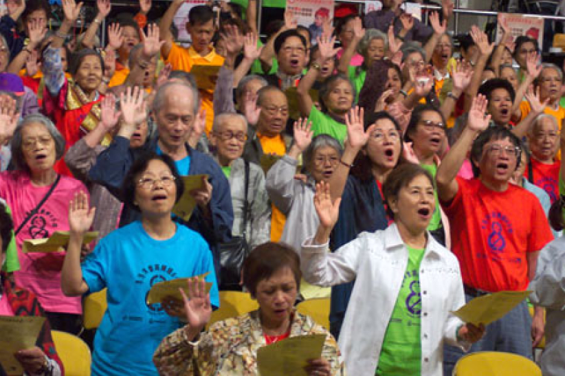 二千耆英獻愛心 實現新疆孩子健康夢