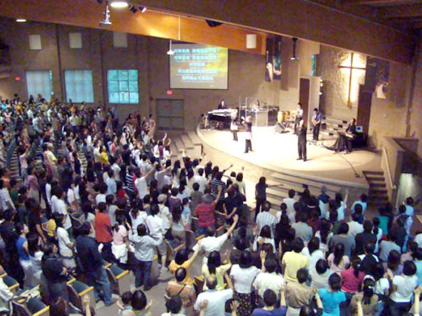 讚美之泉敬拜巡迴溫哥華站歡慶落幕 