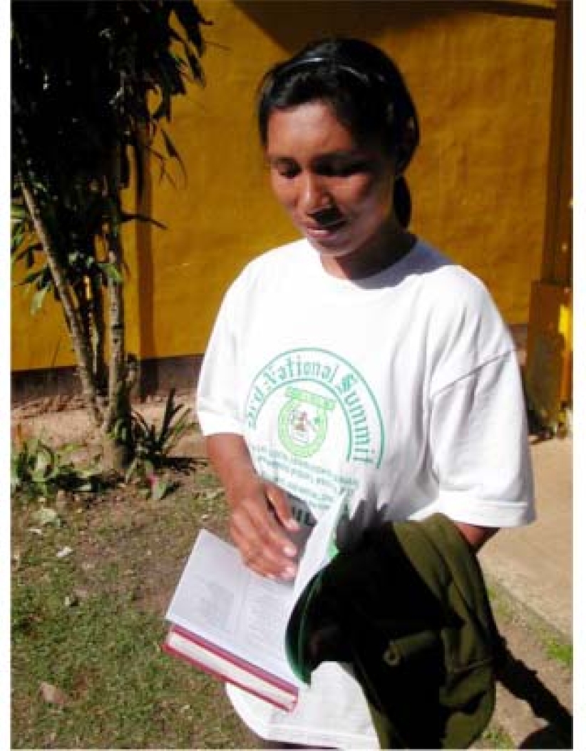 2004年5种菲律賓方言的新約聖經誕生