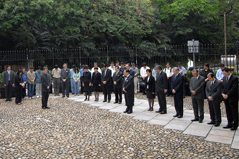 同一刻 全港默哀三分鐘