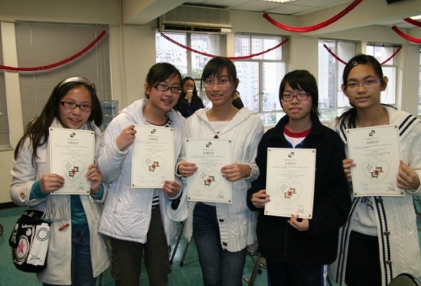 青少年纯洁恋爱蜜语誓抗坏风气