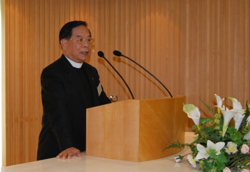 12名神學生獲YMCA贈助學金 喜盈於色