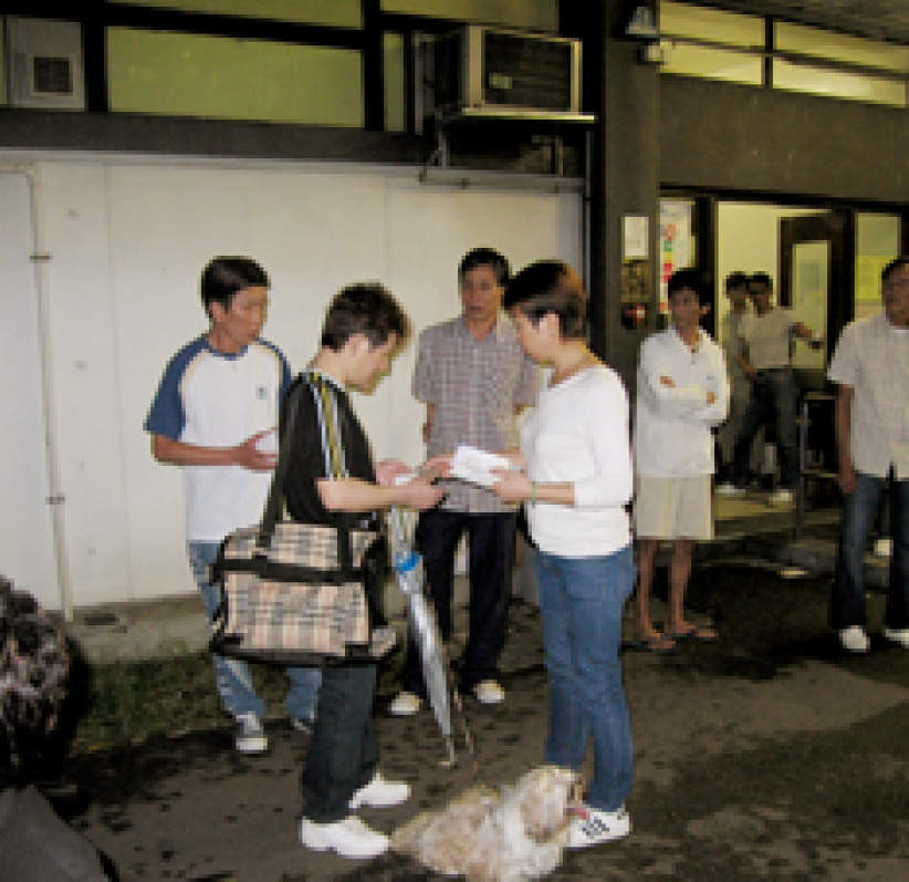 癮君子搖身變：美沙酮中心傳福音