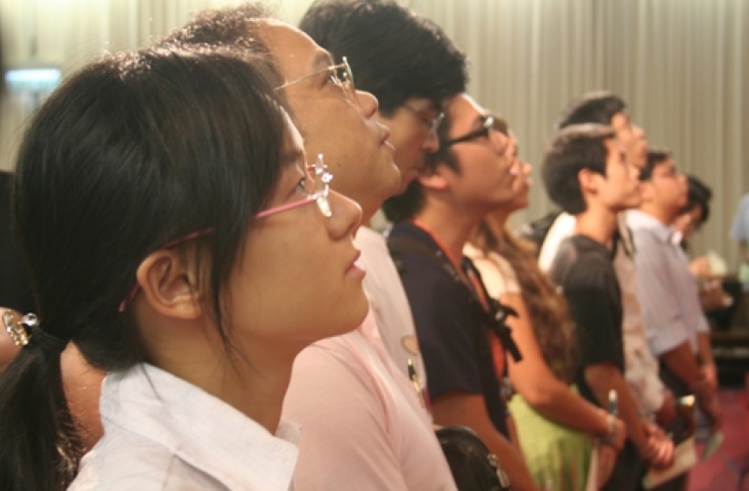 「把自己奉獻給神」——港九培靈會參加者以及獻身者分享