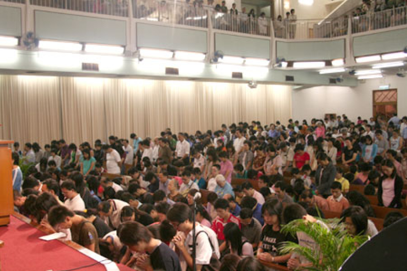 唐崇明牧師最後呼召「牧養主羊」