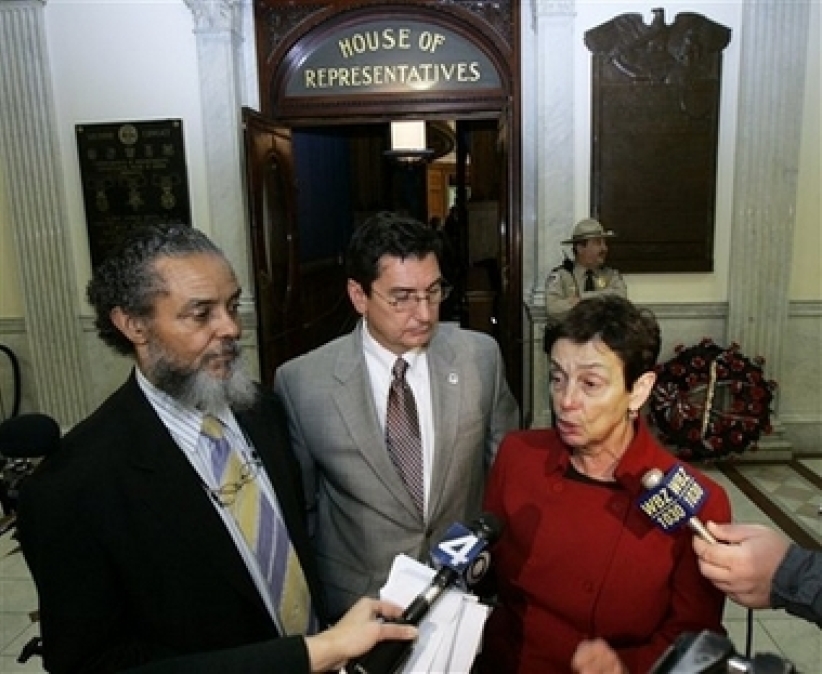 美國麻州反對同性戀議案再進一步