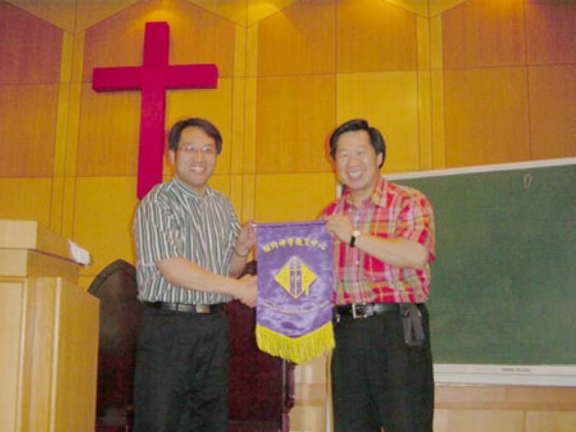 紐神到訪杭州主領基督教教育講座