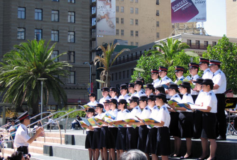香港救世軍聖樂團到三藩巿慶祝華埠堂120週年紀念