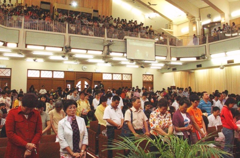 「把自己奉獻給神」——港九培靈會參加者以及獻身者分享
