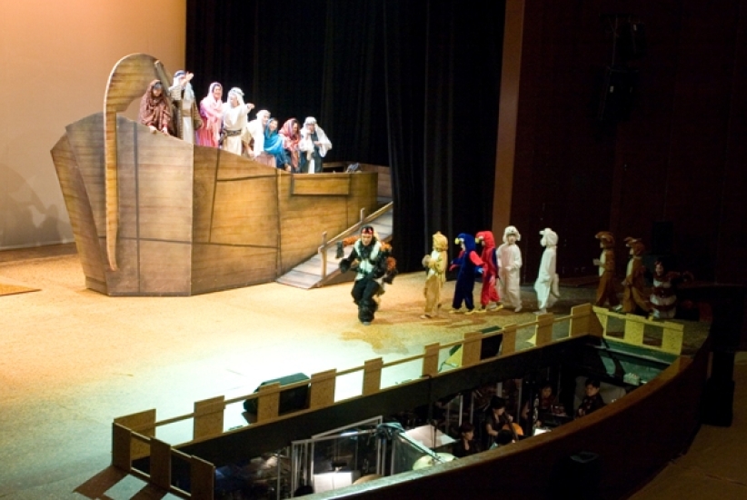 「方舟東遊記」慈善首演順利舉行 藝人傾力演出 