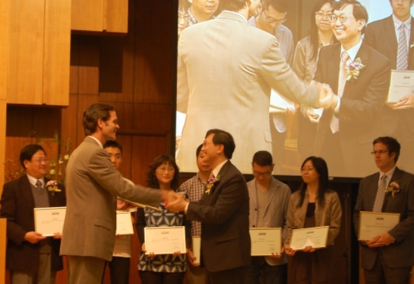 《星火飞腾》见证二百集照亮万家