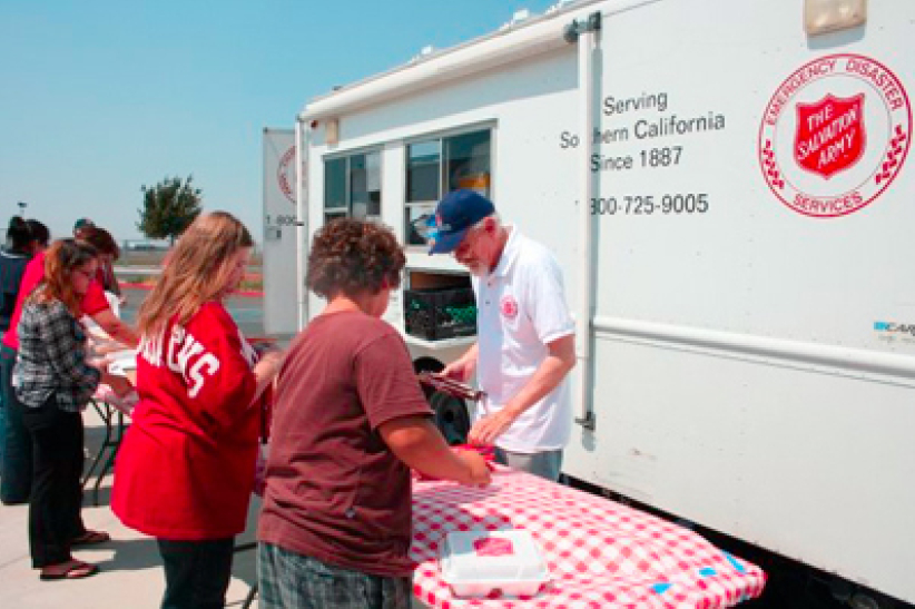加州山火略受控制 救世軍救濟疏散居民