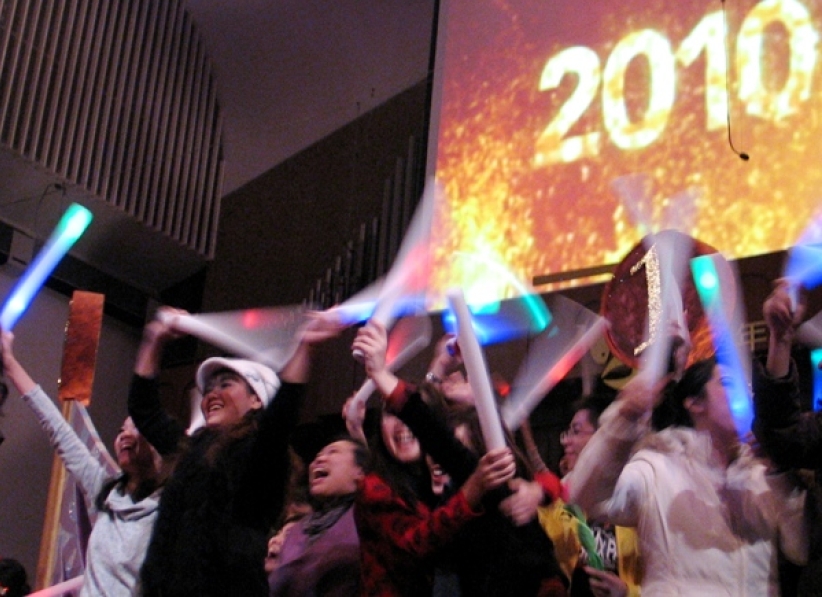 與年青人齊聲倒數 香港教會迎接新一年