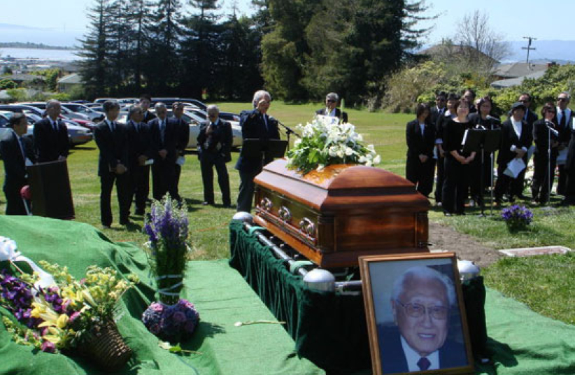 張伯笠：送別于力工牧師