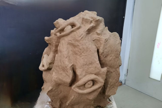 【當代藝粹】黑天爍：在一塊石頭上有七眼