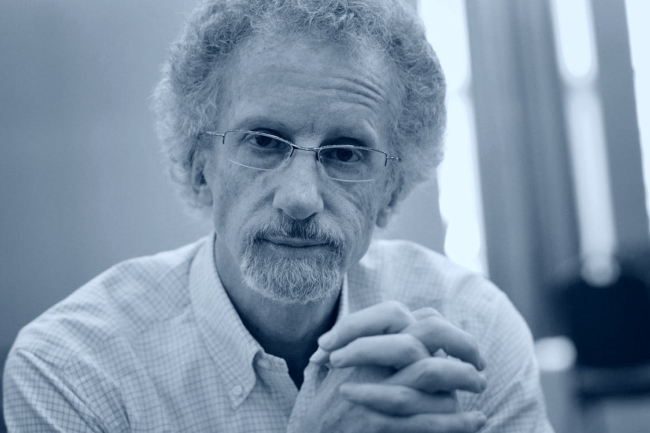 《恩典多奇異》作者楊腓力承認八年婚外情：除了恩典我一無可恃