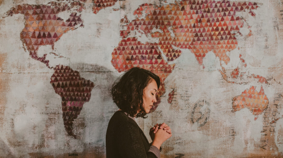 宣教路上的「巾幗身影」