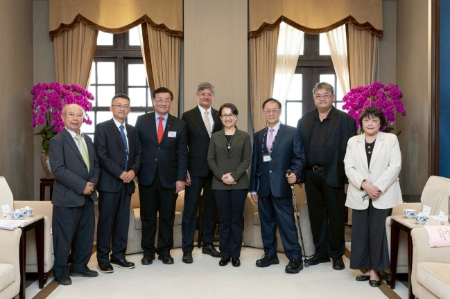 国际基甸会全球第25亿本纪念版《圣经》赠送台湾