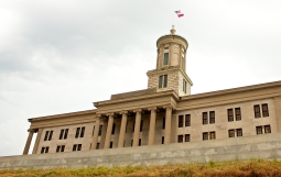 田納西州決議將六月定為「核心家庭月」