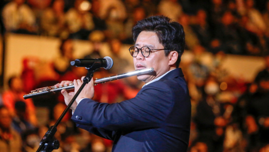 宋松樹被稱為「上帝的演奏家」