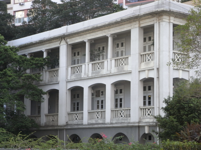 現於香港羅便臣道的倫敦傳道會大樓