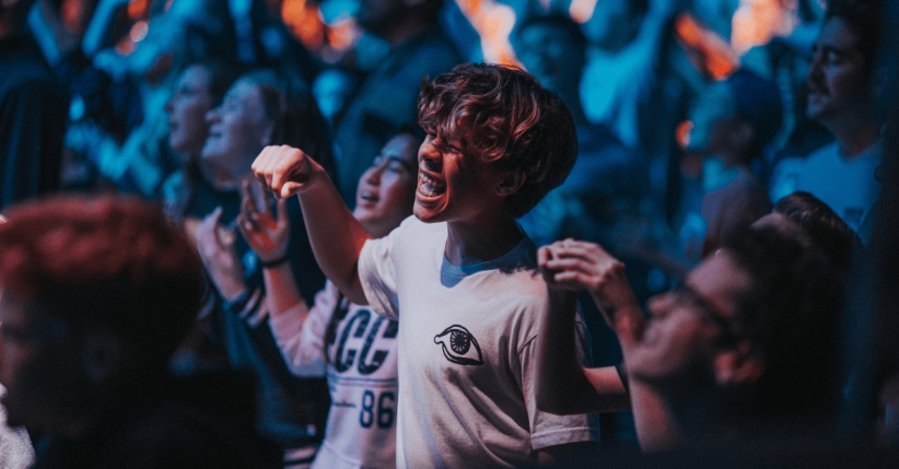 young worshipper