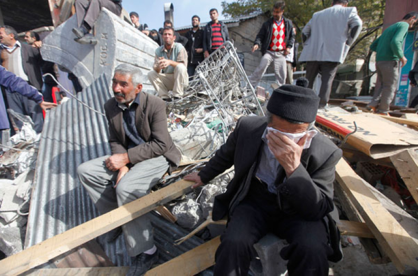 土耳其東部大地震遇難人數升至270人