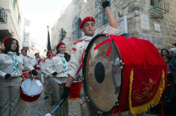 伯利恆耶誕節舉行深夜彌撒