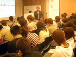 突破機構和FES 與過百位大專生分享社會承擔的異象