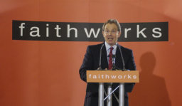 布萊爾發表演說 信仰與社會的關係