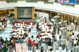 「救救文筠」! 二千多港人齊驗血