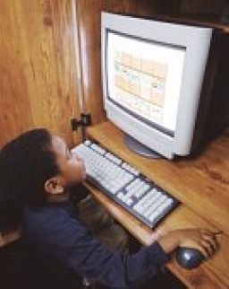 「Blog 網上日記」拓闊青少年交往空間 • 調查顯示七成半參與後增進對朋友的瞭解和關心