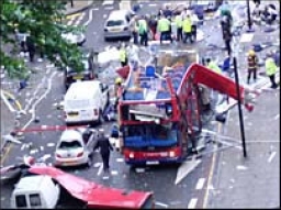 手機照片即時報導倫敦爆炸現場