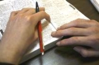 打開心田體驗共鳴——讓讀經充滿亮光